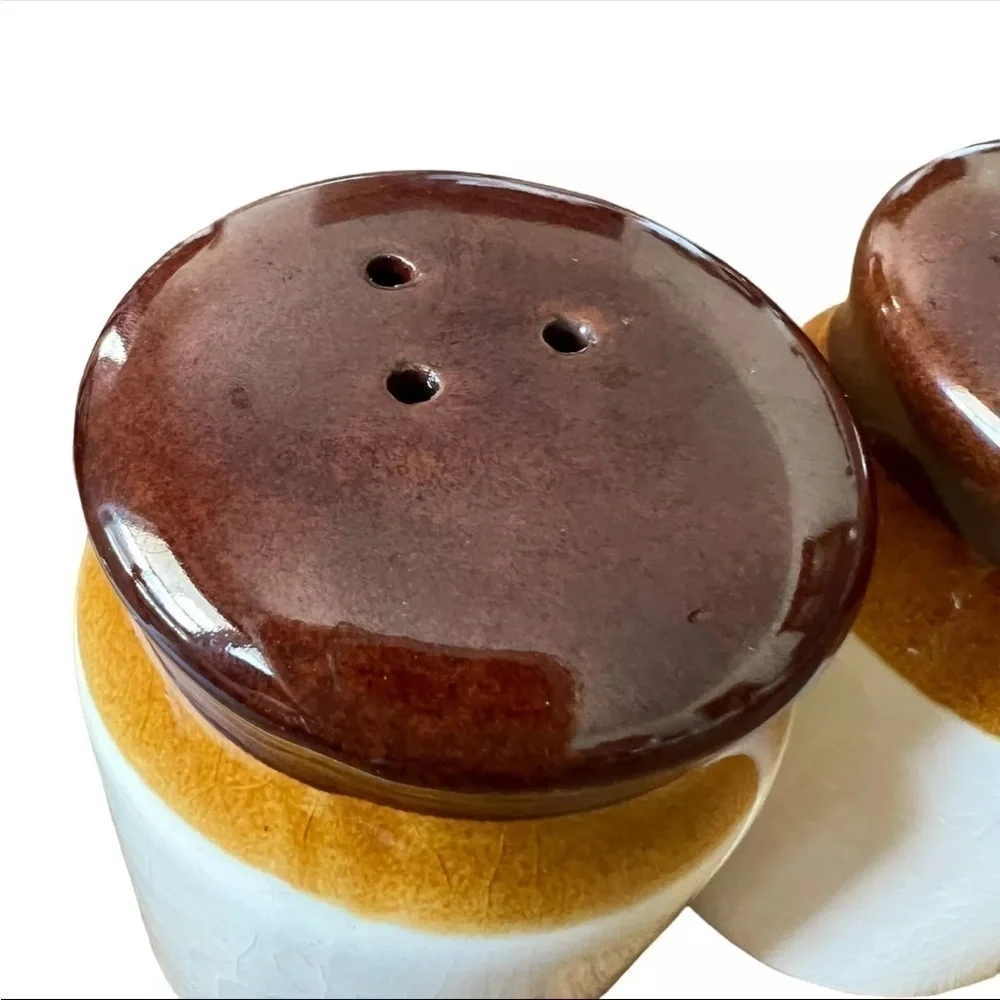 Vintage Emson Home Sweet Home Salt & Pepper Shakers. 1970s Brown Crock Stoneware